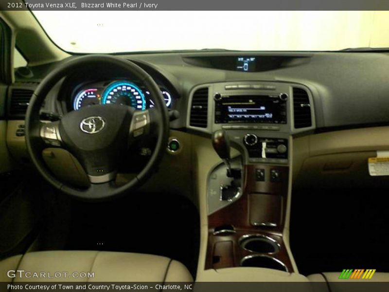 Blizzard White Pearl / Ivory 2012 Toyota Venza XLE