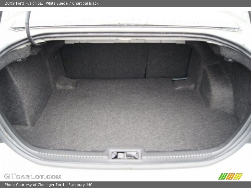 White Suede / Charcoal Black 2009 Ford Fusion SE