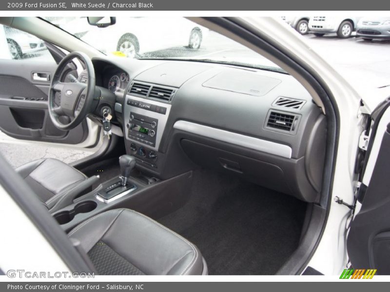 White Suede / Charcoal Black 2009 Ford Fusion SE