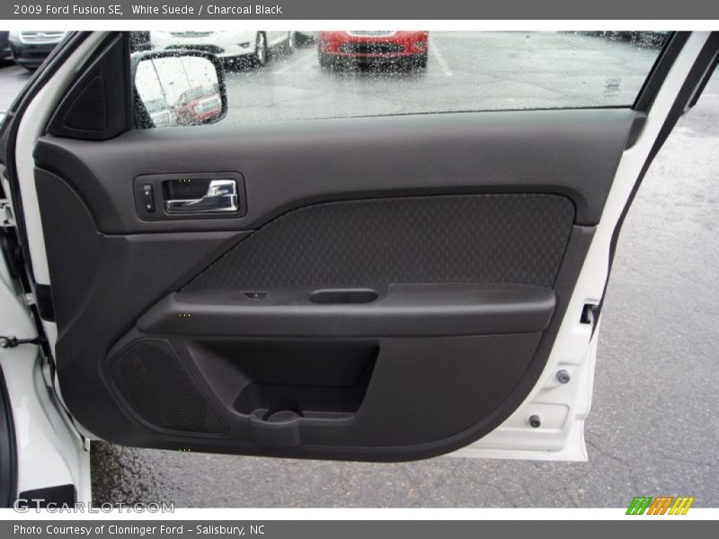 White Suede / Charcoal Black 2009 Ford Fusion SE