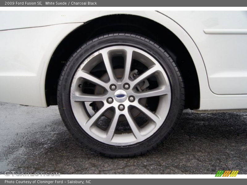 White Suede / Charcoal Black 2009 Ford Fusion SE