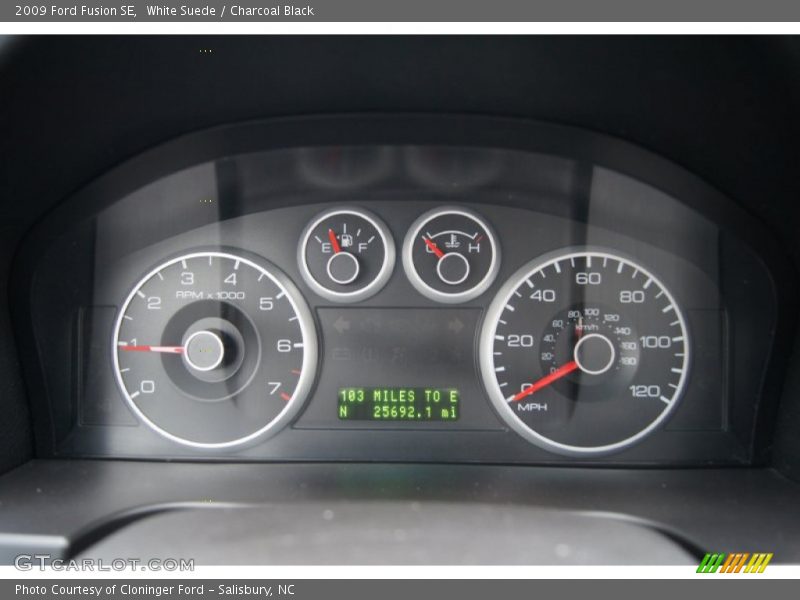 White Suede / Charcoal Black 2009 Ford Fusion SE