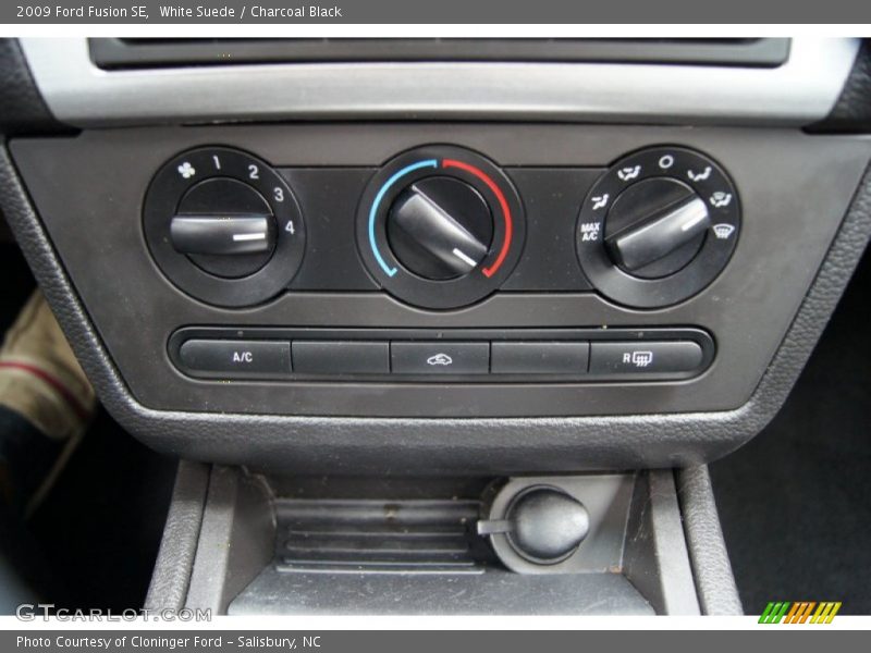 White Suede / Charcoal Black 2009 Ford Fusion SE