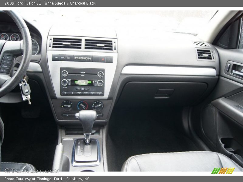 White Suede / Charcoal Black 2009 Ford Fusion SE