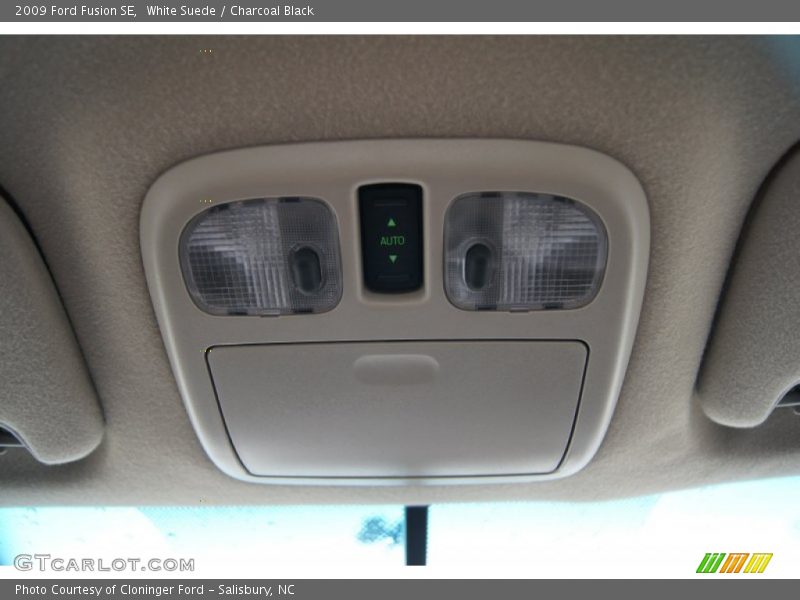 White Suede / Charcoal Black 2009 Ford Fusion SE