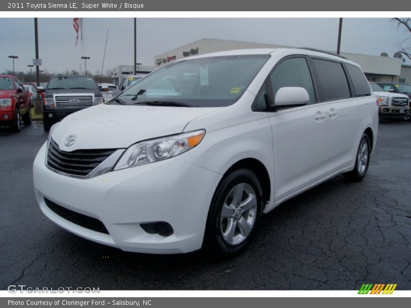 Super White / Bisque 2011 Toyota Sienna LE