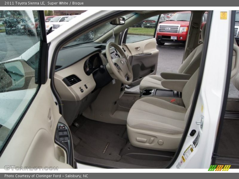 Super White / Bisque 2011 Toyota Sienna LE