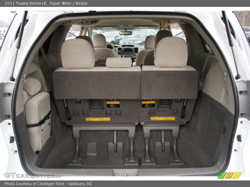 Super White / Bisque 2011 Toyota Sienna LE