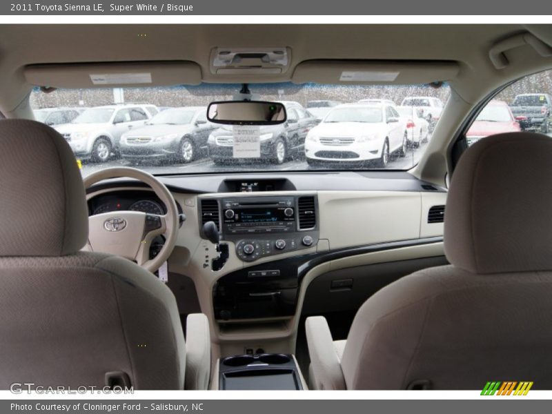 Super White / Bisque 2011 Toyota Sienna LE