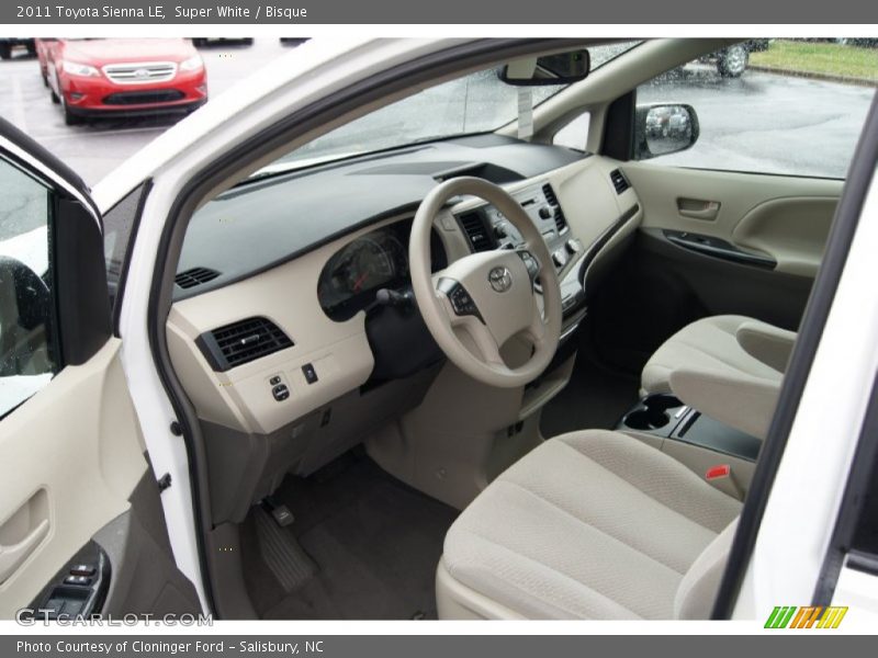Super White / Bisque 2011 Toyota Sienna LE