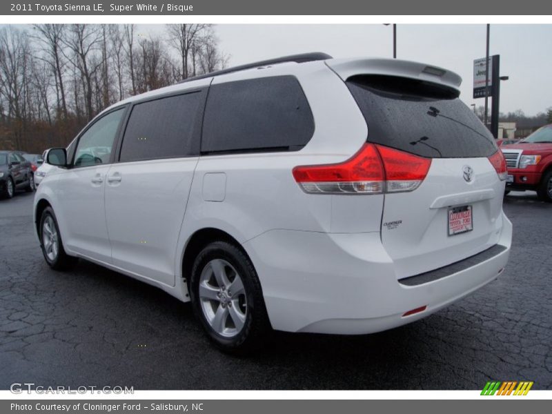 Super White / Bisque 2011 Toyota Sienna LE