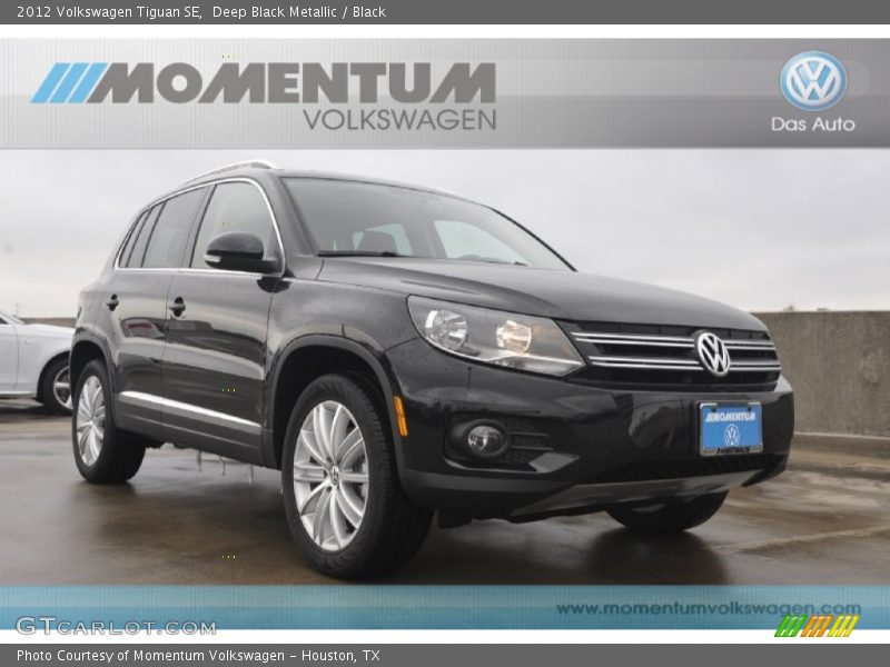 Deep Black Metallic / Black 2012 Volkswagen Tiguan SE
