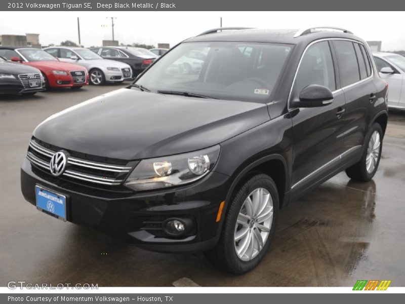 Deep Black Metallic / Black 2012 Volkswagen Tiguan SE