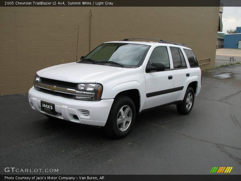 Summit White / Light Gray 2005 Chevrolet TrailBlazer LS 4x4