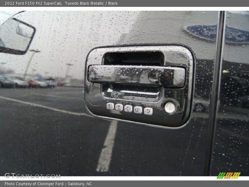 Tuxedo Black Metallic / Black 2012 Ford F150 FX2 SuperCab