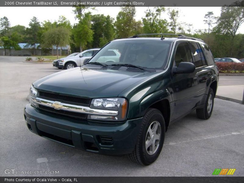 Emerald Jewel Metallic / Light Cashmere/Ebony 2006 Chevrolet TrailBlazer LS