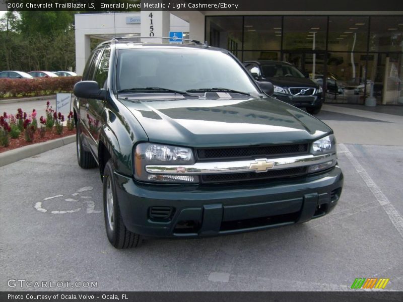 Emerald Jewel Metallic / Light Cashmere/Ebony 2006 Chevrolet TrailBlazer LS