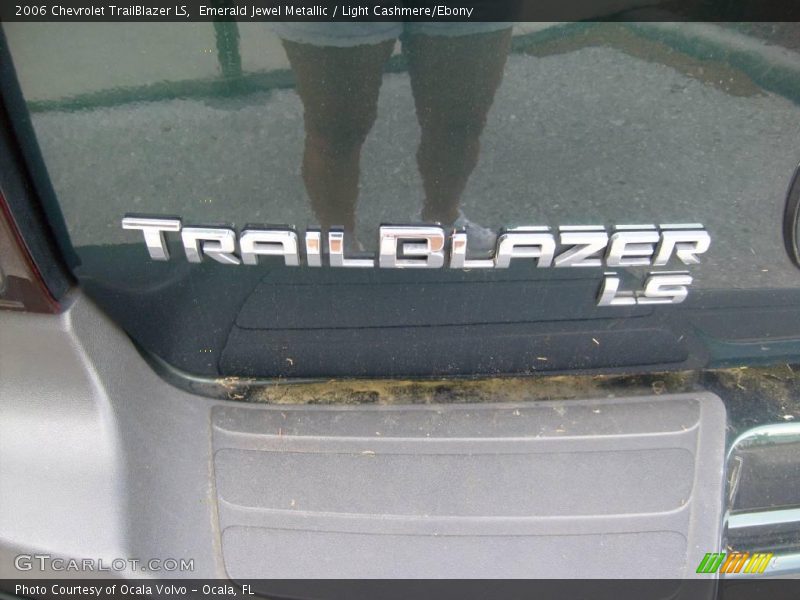 Emerald Jewel Metallic / Light Cashmere/Ebony 2006 Chevrolet TrailBlazer LS
