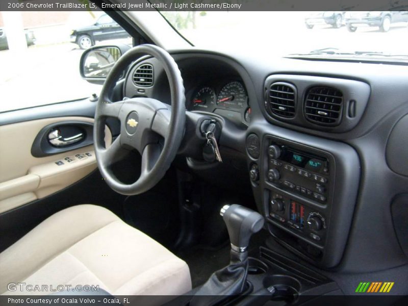 Emerald Jewel Metallic / Light Cashmere/Ebony 2006 Chevrolet TrailBlazer LS