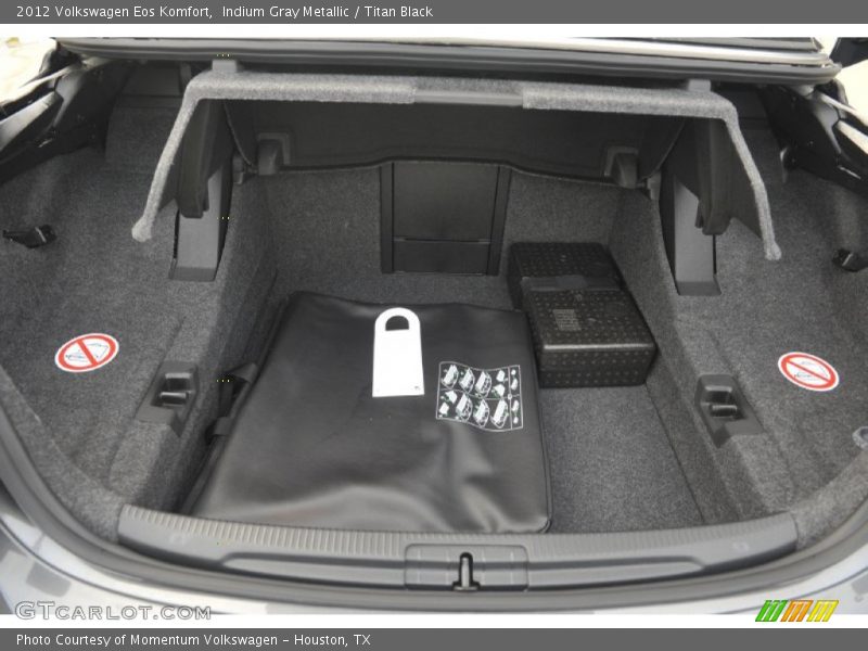 Indium Gray Metallic / Titan Black 2012 Volkswagen Eos Komfort