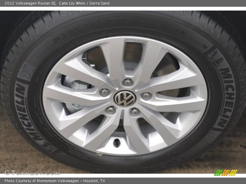 Calla Lily White / Sierra Sand 2012 Volkswagen Routan SE