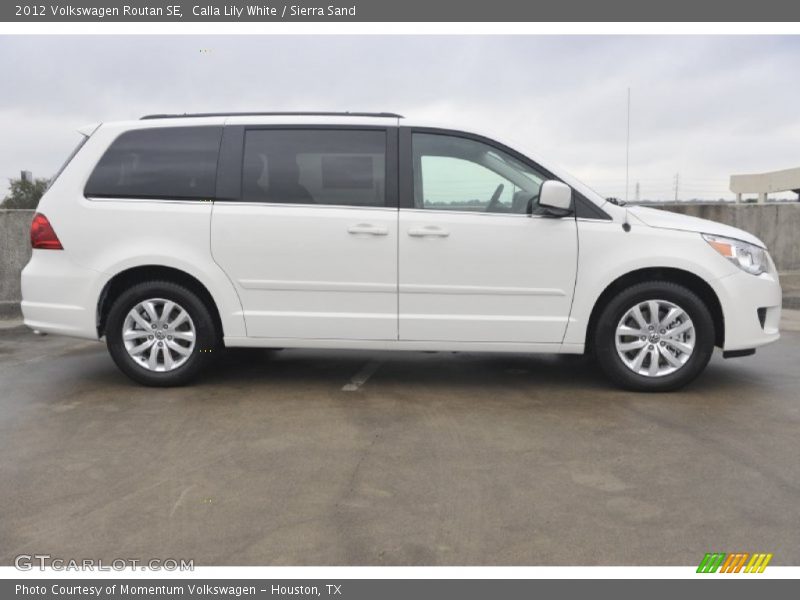 Calla Lily White / Sierra Sand 2012 Volkswagen Routan SE