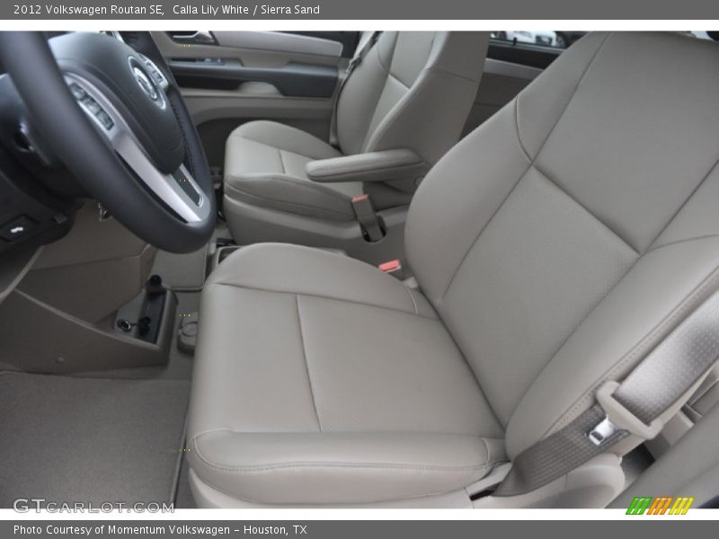 Calla Lily White / Sierra Sand 2012 Volkswagen Routan SE