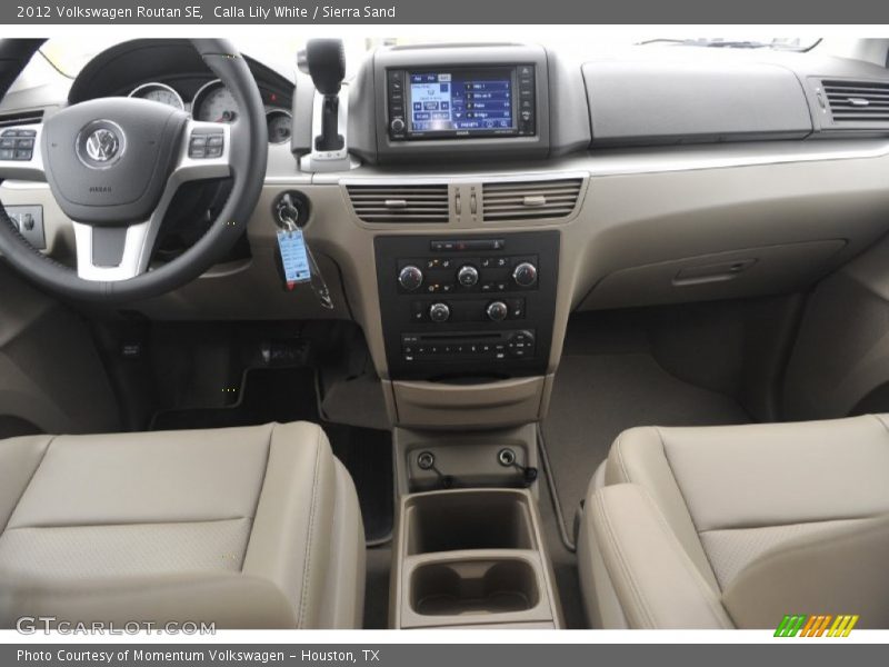 Calla Lily White / Sierra Sand 2012 Volkswagen Routan SE