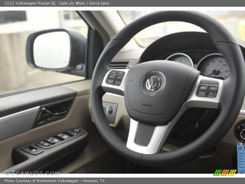 Calla Lily White / Sierra Sand 2012 Volkswagen Routan SE