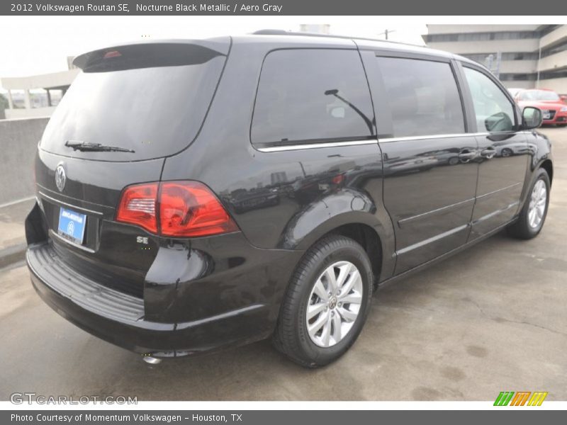 Nocturne Black Metallic / Aero Gray 2012 Volkswagen Routan SE