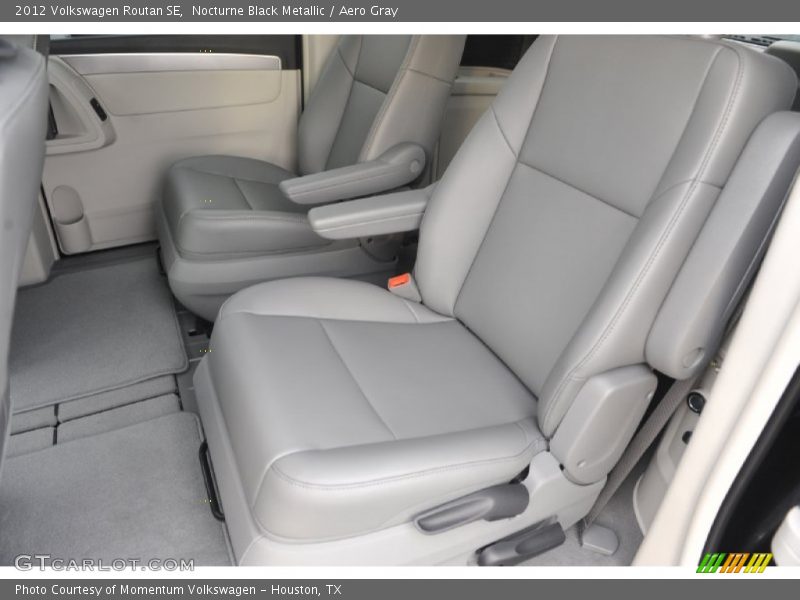 Nocturne Black Metallic / Aero Gray 2012 Volkswagen Routan SE