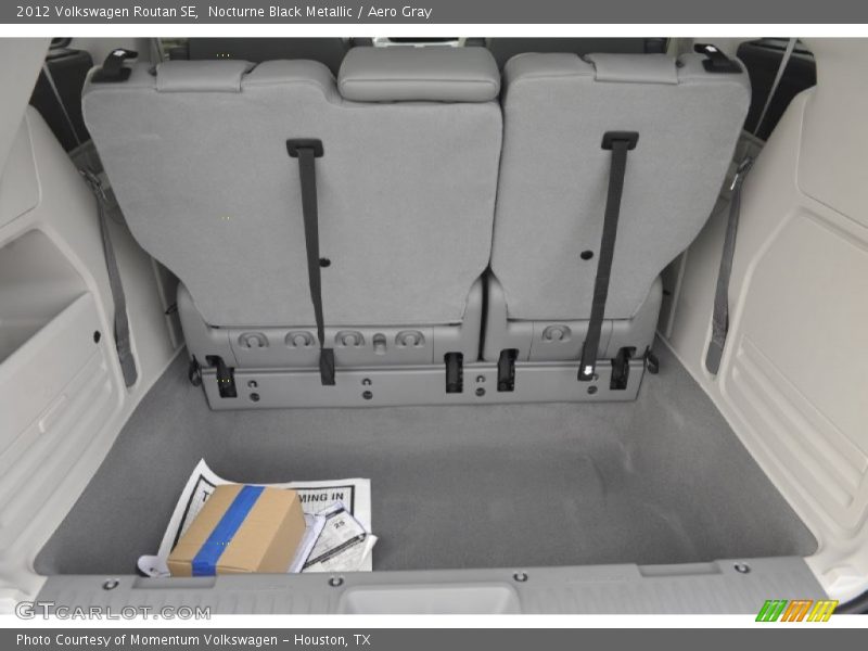 Nocturne Black Metallic / Aero Gray 2012 Volkswagen Routan SE