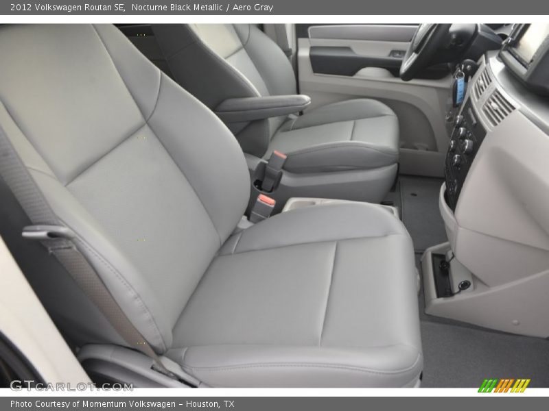 Nocturne Black Metallic / Aero Gray 2012 Volkswagen Routan SE