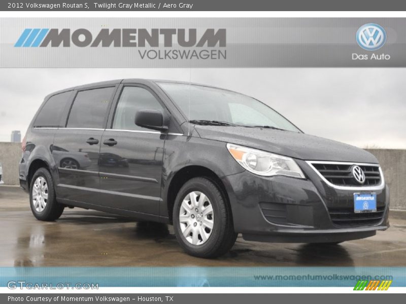 Twilight Gray Metallic / Aero Gray 2012 Volkswagen Routan S