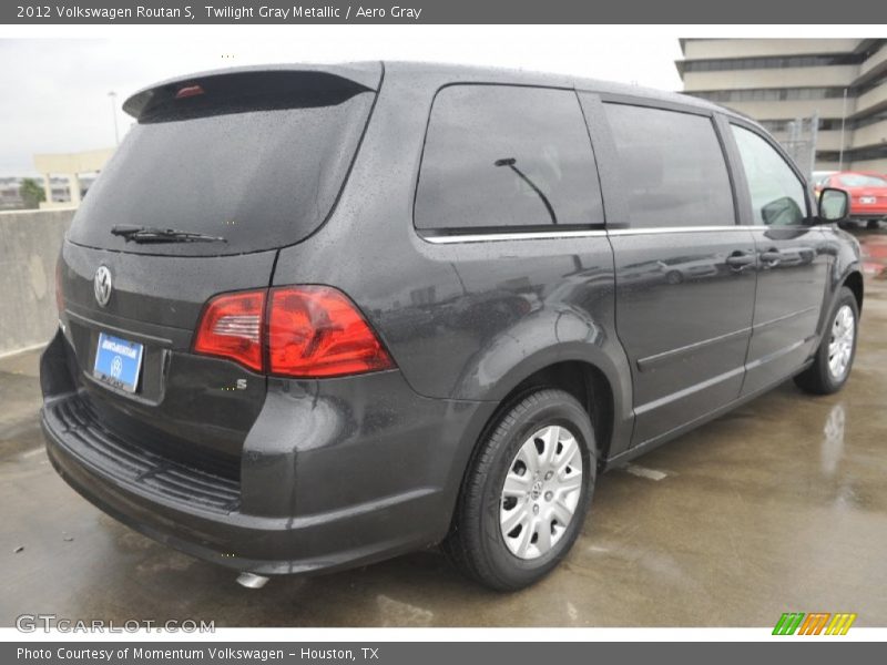 Twilight Gray Metallic / Aero Gray 2012 Volkswagen Routan S