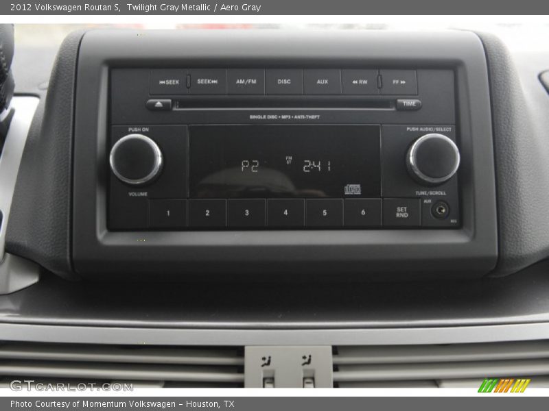 Twilight Gray Metallic / Aero Gray 2012 Volkswagen Routan S