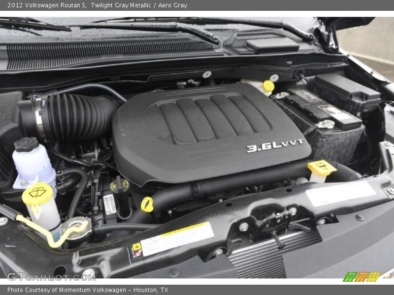 Twilight Gray Metallic / Aero Gray 2012 Volkswagen Routan S