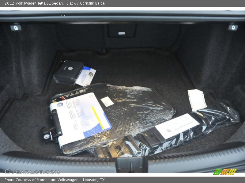 Black / Cornsilk Beige 2012 Volkswagen Jetta SE Sedan