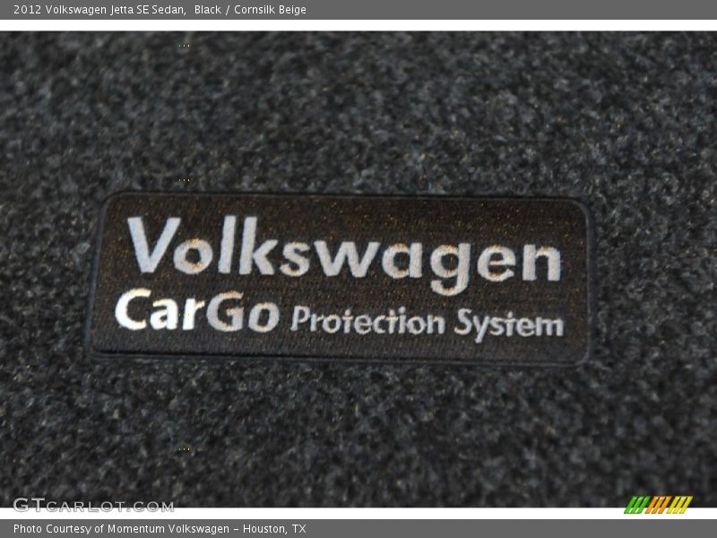 Black / Cornsilk Beige 2012 Volkswagen Jetta SE Sedan