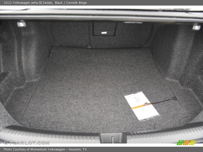 Black / Cornsilk Beige 2012 Volkswagen Jetta SE Sedan