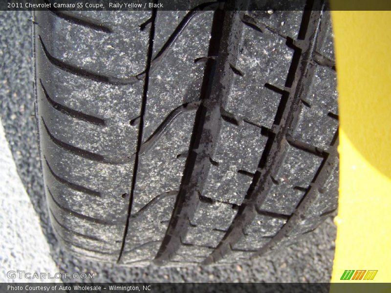 Rally Yellow / Black 2011 Chevrolet Camaro SS Coupe