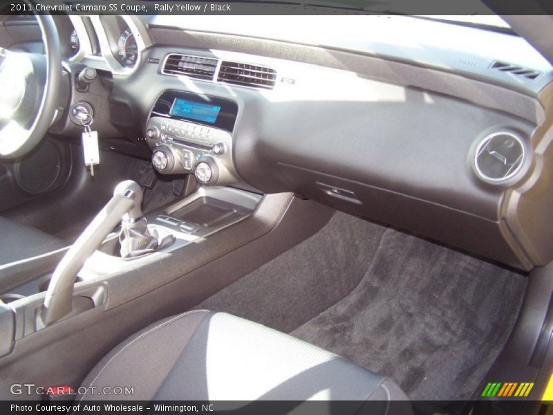 Rally Yellow / Black 2011 Chevrolet Camaro SS Coupe