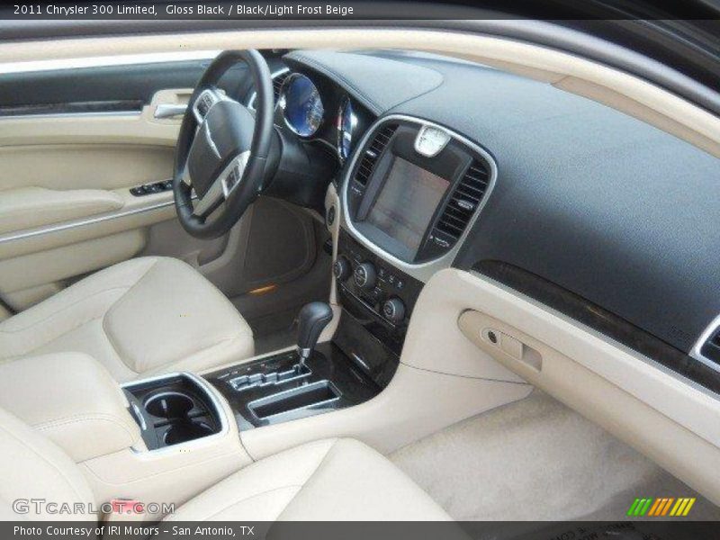 Gloss Black / Black/Light Frost Beige 2011 Chrysler 300 Limited