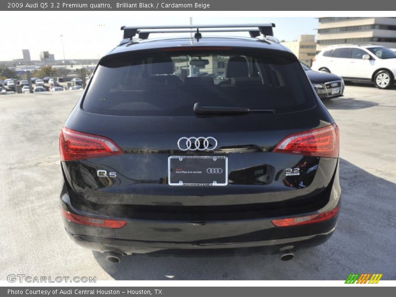 Brilliant Black / Cardamom Beige 2009 Audi Q5 3.2 Premium quattro