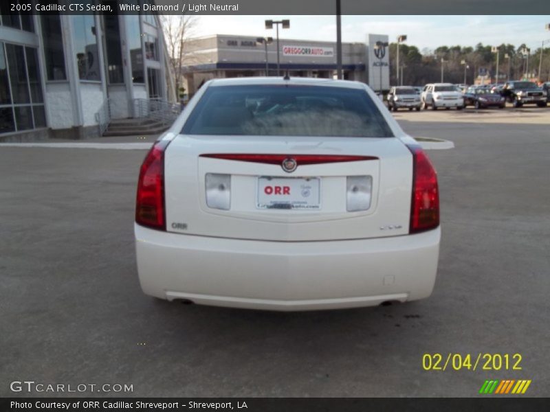 White Diamond / Light Neutral 2005 Cadillac CTS Sedan