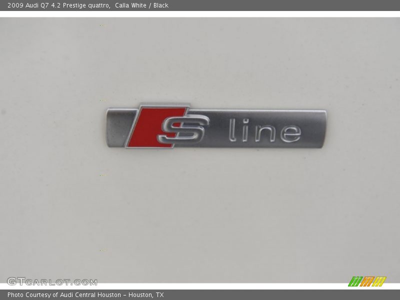  2009 Q7 4.2 Prestige quattro Logo