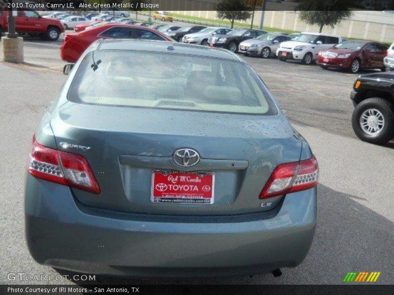 Aloe Green Metallic / Bisque 2010 Toyota Camry LE