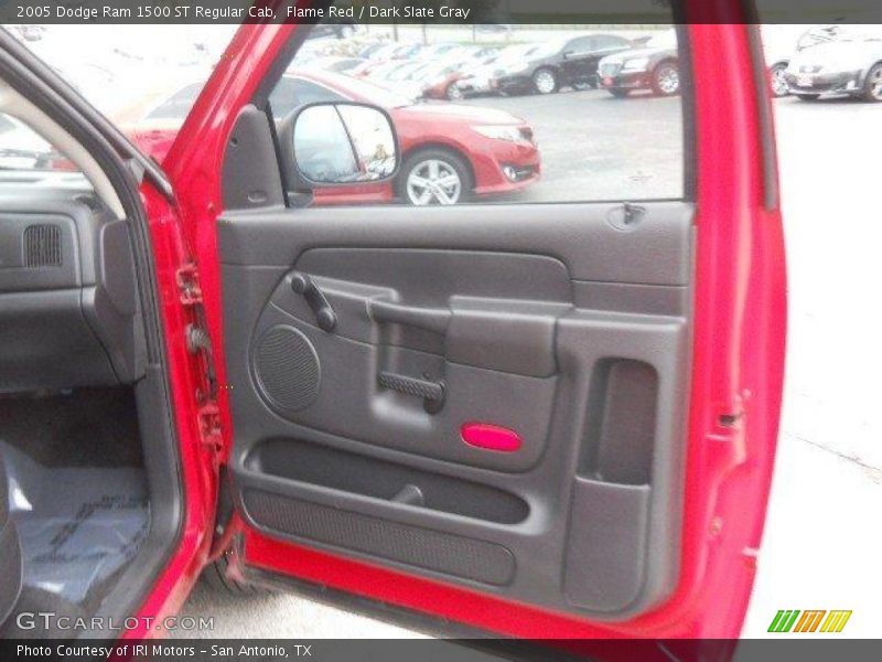 Flame Red / Dark Slate Gray 2005 Dodge Ram 1500 ST Regular Cab