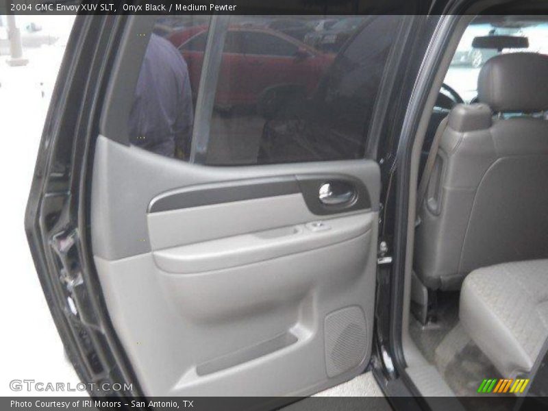 Onyx Black / Medium Pewter 2004 GMC Envoy XUV SLT