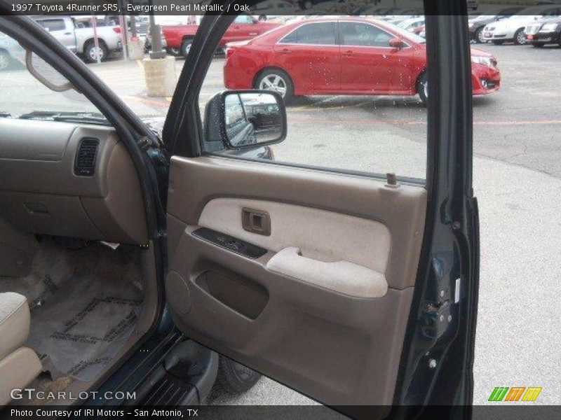 Evergreen Pearl Metallic / Oak 1997 Toyota 4Runner SR5